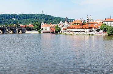Pražský magistrát prodá své firmě PVS Vinohradskou vodárnu za 80,85 milionu Kč