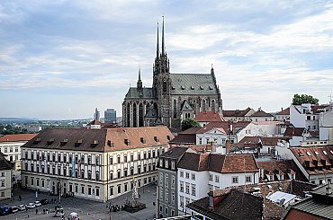 Cacovickou ulici v Brně uzavřel únik plynu, evakuovat se muselo 55 lidí