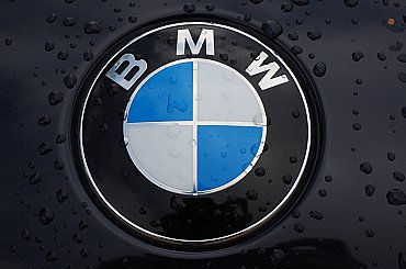 Elektrická revoluce překvapí cenou. BMW iX3 boří představy interiérem i technikou