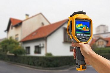 Průzkum: Majitelé domů mají mylnou představu o jejich stavu a prodávají je dráž