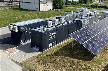 India launches 2 GW solar, 4 GWh storage tender