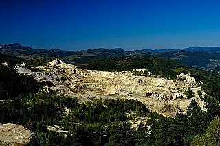 Evropa má nástroje, jak vrátit Trumpovi úder. Jen se je bojí použít, jak ukazují případy wolframu a samaria